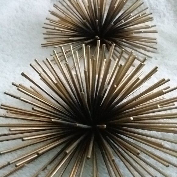 6 Metallic Spiked Semispheres - Picture 6 of 6